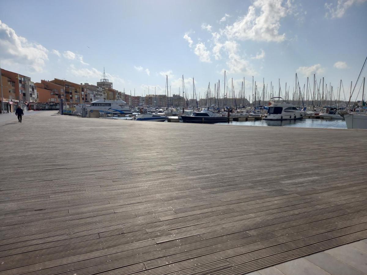 Ferienwohnung Port Brescou, T3 En Duplex Climatise, Superbe Vue Sur Le Port Agde Exterior foto